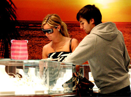 Ashley Tisdale, Jared Murillo Ashley Tisdale, Jared Murillo